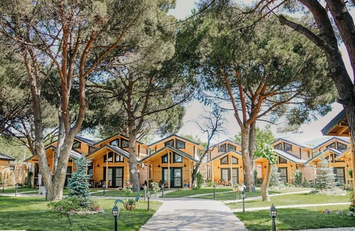 Erdek Chalet De Esquí | Pino Mar Luxury Bungalows