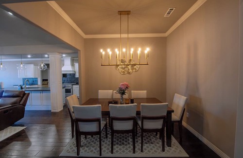 Bentonville Casa | Charming 4-bedroom house in amazing Bentonville with WiFi, AC