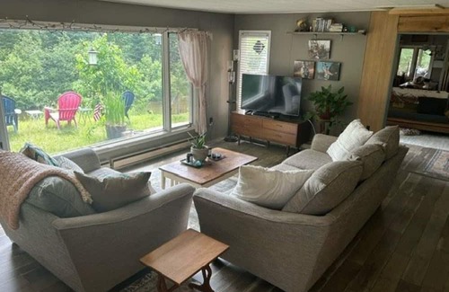 Fife Lake Cabina | Riverfront cabin with WiFi in charming Fife Lake