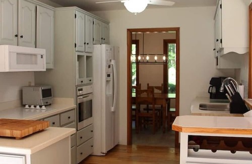 Grand Bend Casa | The Ivey by Sparks Vacations