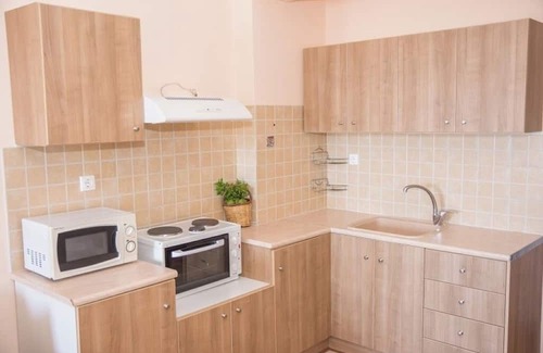 Plepi Apartamento | One-Bedroom Apartment with Sea Views and Olive Grove Serenity for Up to 4 Guests