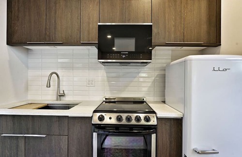 Reynoldstown Cabaña | Tiny Home by the Beltline and The Eastern. Great, walkable location