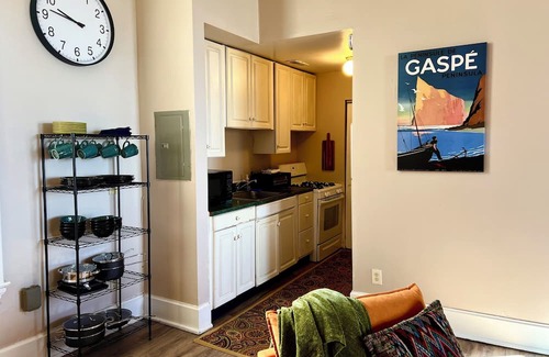 Sackets Harbor Casa | Charming 2BR Bayside Townhome, patio, WiFi, in beautiful Sackets Harbor