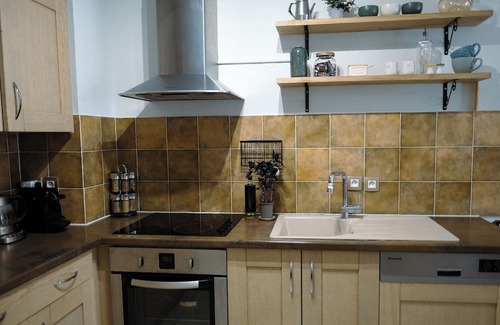 Tourrettes Apartamento | Air-conditioned apartment with swimming pool in a tourist residence in Callian