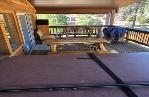 Lead Chalet De Esquí | {Aspen Chalet} Hot Tub, Tesla Charger, Near Deadwood!