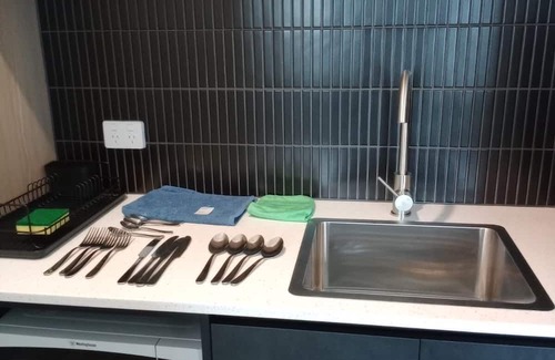 Redbank Plains Apartamento | Private Apartment unit fully furnished