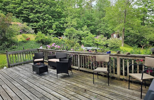 Shandaken Cabina | Cozy 2-bedroom cabin in charming Shandaken with WiFi, AC