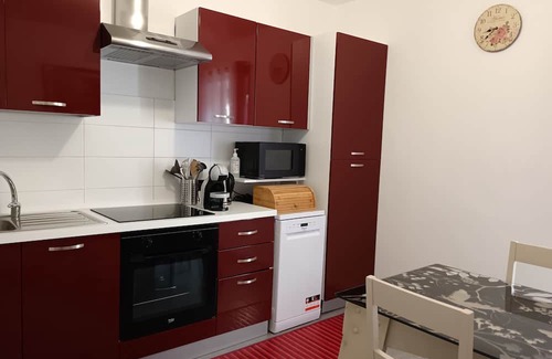 Altavalle Apartamento | Pet friendly vacation apartment with private garden