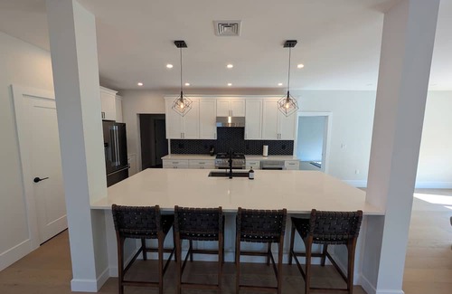 Windham Casa | 3-Bedroom Modern Farmhouse Townhome in Charming Windham with WiFi, AC. Book Now