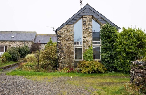 Goodwick Casa | Harmony Cottage - Two Bedroom House, Sleeps 4