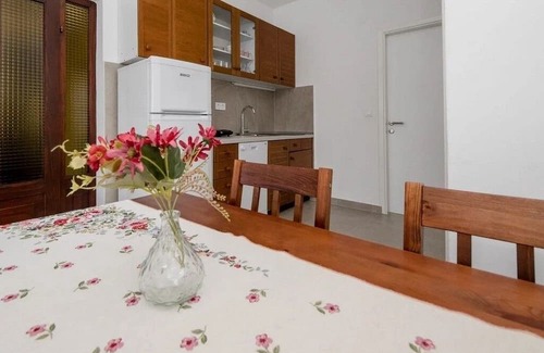 Rab Apartamento | Apartamento de una habitación con terraza y vista al mar Palit, Rab (A-24303-c)