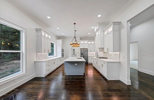 Rome Casa | Historic 4-bedroom, 3.5- bathroom; located in downtown Rome