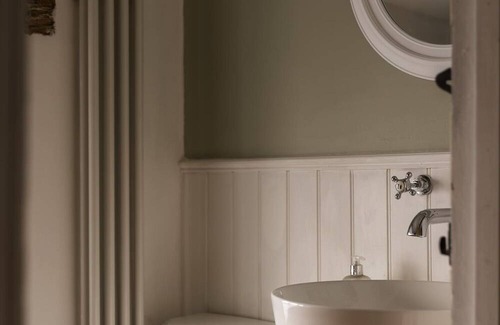 Winchcombe Casa | The Old Shop