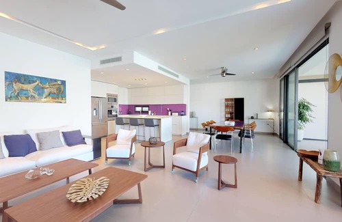 Cole Bay Condominio | Beautiful 3 bedroom condo with private pool in St Maarten