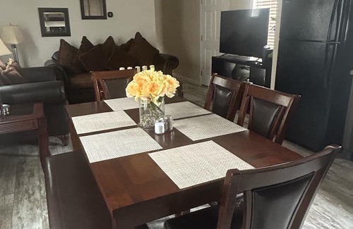 Florence Casa | 3-bedroom mobile home in peaceful Florence with AC, WiFi