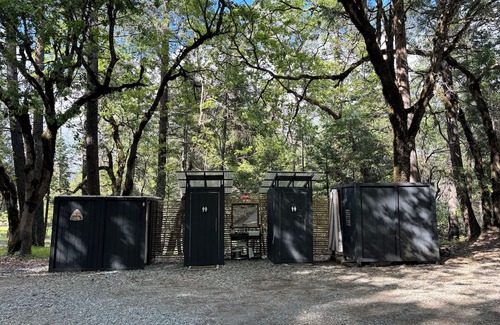 Burnt Ranch Alquiler De RV | Glamping at Radio Ranch Camp with Tub and Waterfalls