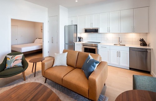 Regional District of Nanaimo Apartamento | Suite 106 - One-Bedroom Oceanview Queen Suite | Pet Friendly