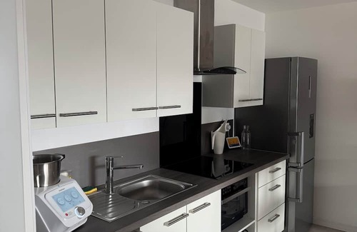 Plescop Apartamento | Fully equipped & secure apartment near Vannes
