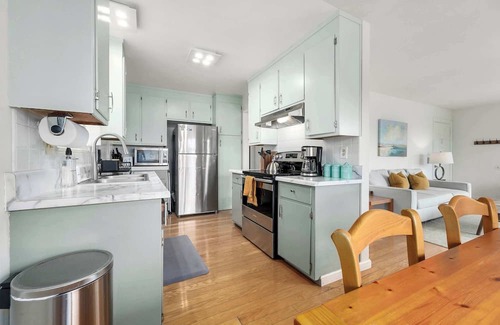 Seabright Apartamento | Seabright Breeze ~ Dog-Friendly Coastal Retreat!