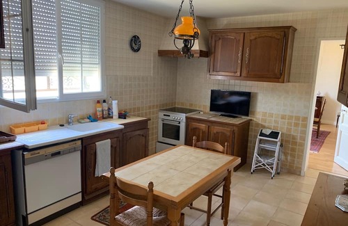 Cognac Casa | Cognac - Quiet residential area - 620 m2 wooded plot,