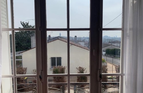 Cognac Casa | Cognac - Quiet residential area - 620 m2 wooded plot,