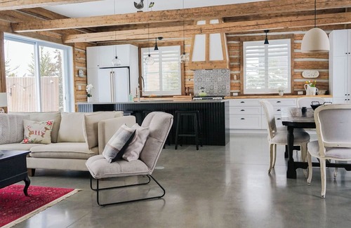 Lac-Brome Chalet De Esquí | Cosy cottage near Knomwlton with access to Brome Lake and all amenities