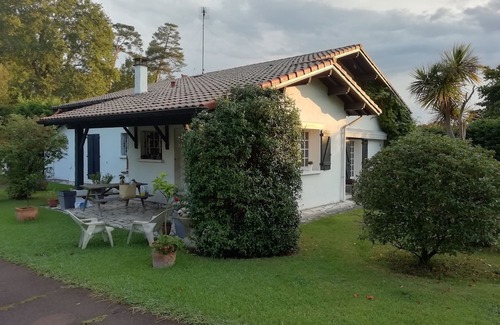 Anglet Casa | Family home sleeps 7 swimming pool large enclosed garden 2 beautiful terraces