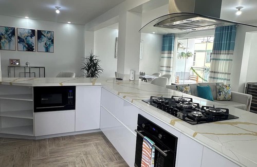 Los Olivos Apartamento | Moderno Apartamento en Los Olivos de 3 cuartos y 3 baños con excelente ubicación