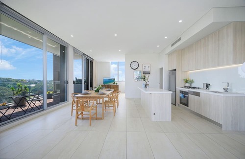 Burwood Apartamento | Spacious 3-bedroom apartment with AC, fitness room in amazing Sydney at Burwood