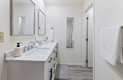 St. Cloud Apartamento | Spacious 3-bedroom apartment with WiFi, AC in wonderful St. Cloud
