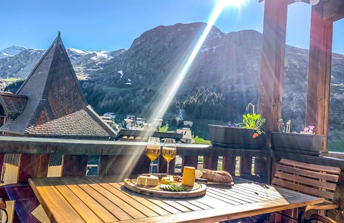 Bivio Apartamento | Vacation apartment with a wonderful view of the mountains
