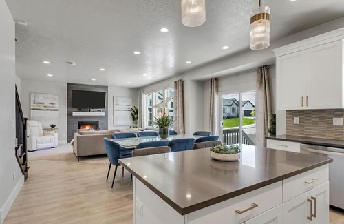 Snowbird Casa | Beautiful home in a prime location. Summer lakes and winter skiing in Park City