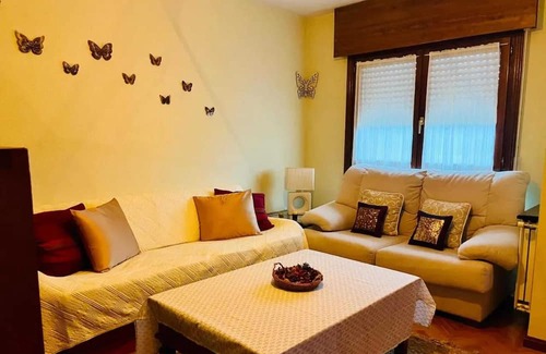 Vinuesa Casa | Homerez - Charming House in Vinuesa with Garden View