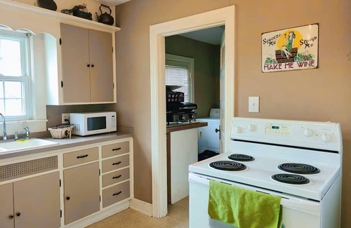 Liberty Area Casa | Yard & Fire Pit, BBQ Patio, Spacious Living