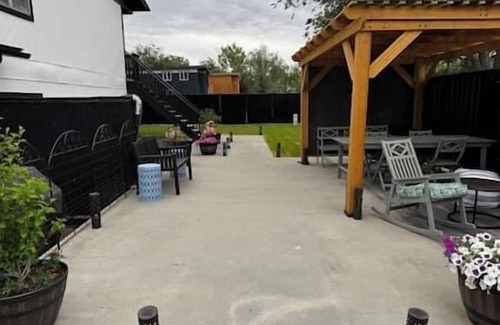 Grand Junction Condominio | Tranquility, Comfort & Location - 2 Bdrm Condo