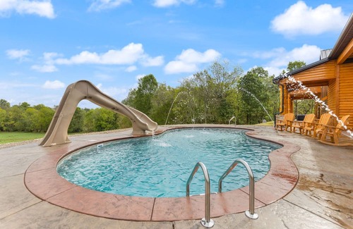 Harrodsburg Cabina | Shawnee Creek Bourbon Trail Chalet