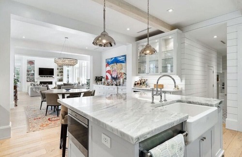 Nassau Casa | Luxurious Island Retreat in Ocean Club Estates