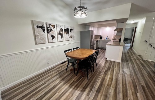 Coralville Casa | Charming 3-bedroom townhome in Coralville with WiFi