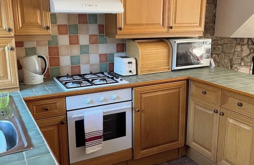 Axbridge Apartamento | Cosy 1 bedroomed Annex with parking and courtyard