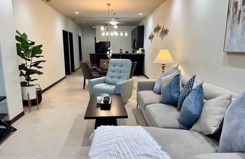 Mission Apartamento | Lux Condo-3 bed pool and Jacuzzi