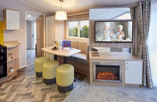 Letham Grange Casa | Elegant Castleton 2 bed