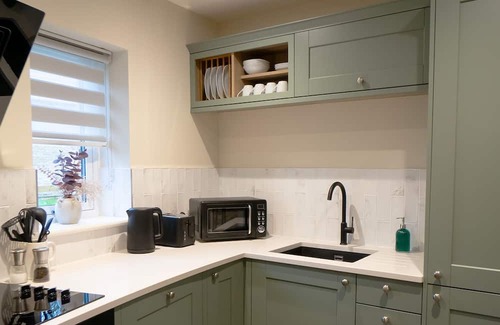 Aubourn Cabaña | Horse Gin - sleeps 2 guests in 1 bedroom