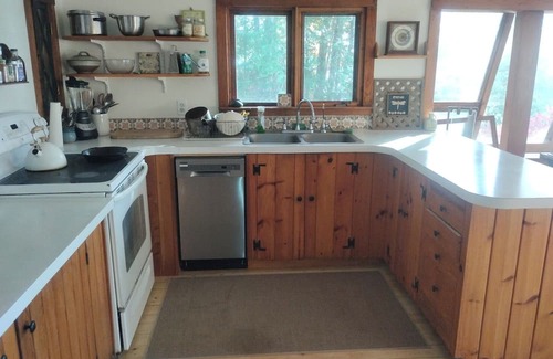 Sullivan Casa | Charming house on the bay in Sullivan Maine