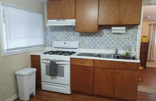 Necedah Cabina | Vacation on a Farm! Guesthouse in Necedah