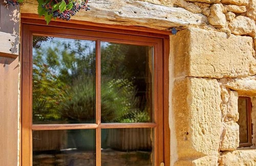 Vitrac Casa | The Troglodyte cave Suite