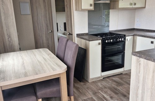 Rhydwyn Casa | 3 beds dog friendlyThe Lodge at Hafan Church Bay, Gadlys Coastal Cottages Group