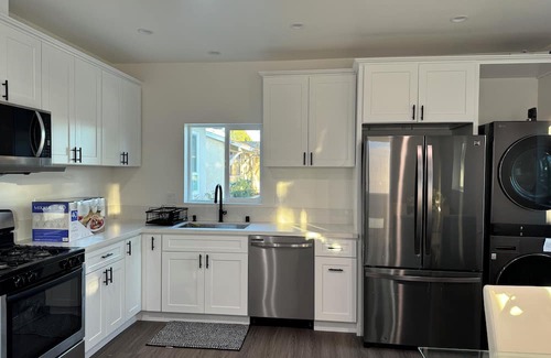 Chatsworth Casa | Charming house with WiFi and AC in fantastic Los Angeles.