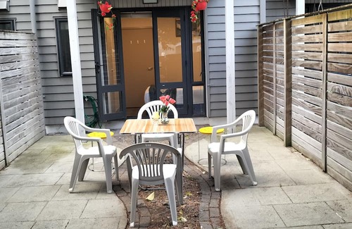 Parnell Casa | Parnell! Elegant & Modern 3Bedrooms Townhouse with Patio+ Garage-Auckland CBD