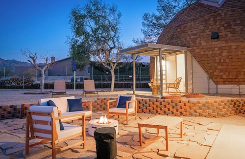 Panorama Heights Casa | Fire Pit - Spa - Near JTNP - Twin Domes in the Dez
