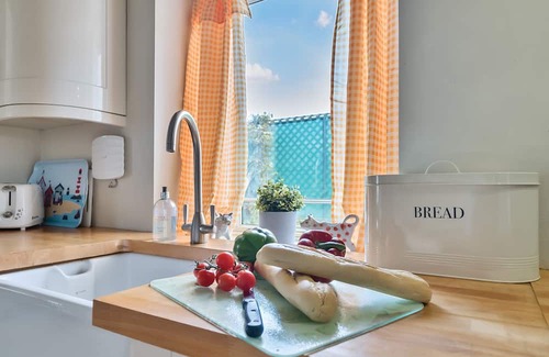 Mappowder Cabaña | Maple Cottage - sleeps 4 guests in 2 bedrooms
